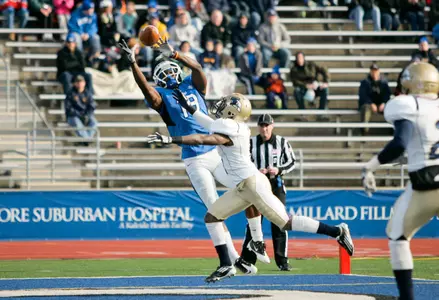 Oliver and Bulls run over Akron in 51-10 victory Image