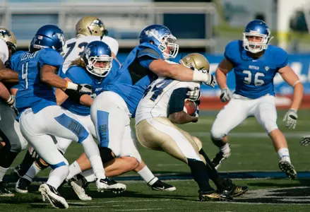 Bulls Host Bowling Green in Season Finale Image