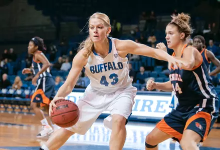 Bulls Drop Sunday Matinee To FDU, 63-54 Image