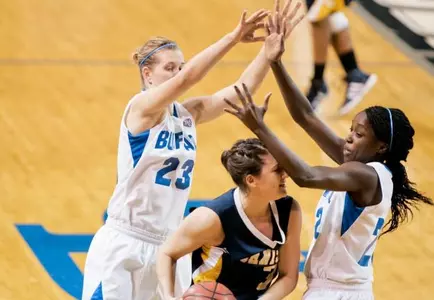 Hedderson Shoots Bulls To Victory Over Canisius Image