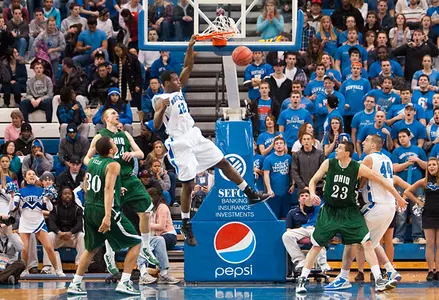 Bulls Can't Hold off Ohio Image