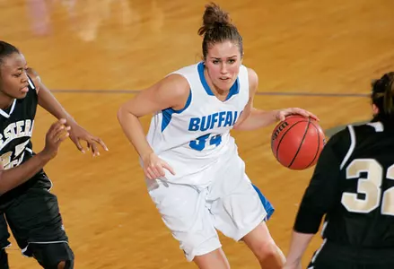 Stingy Defensive Effort Leads Bulls To 53-39 Victory Image