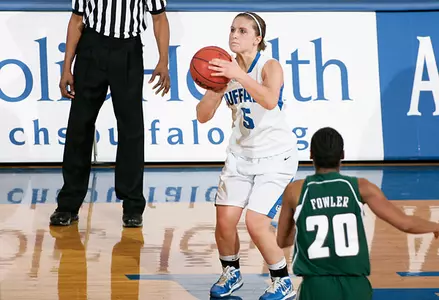 Women's Basketball Announces 2010-11 Award Winners Image