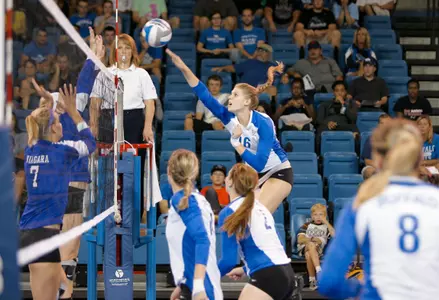 Bulls Hold On For Five Set Victory At Akron Image