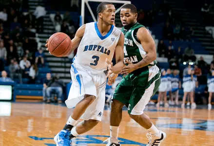 Bulls Get Defensive in Win Over Eastern Michigan Image