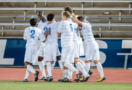 Bulls Fight Past Western Michigan For Senior Night Win Image