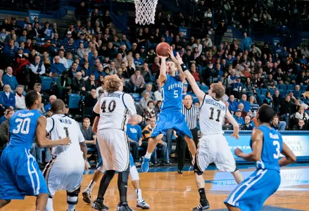 Bulls Extend Win Streak to Eight in Crazy Fashion Image