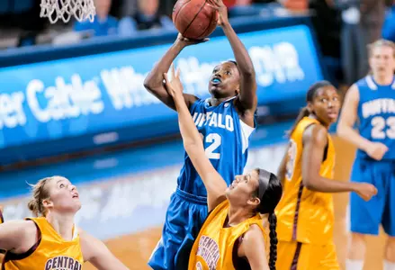 Buffalo Comeback Fall Short Against Central Michigan Image