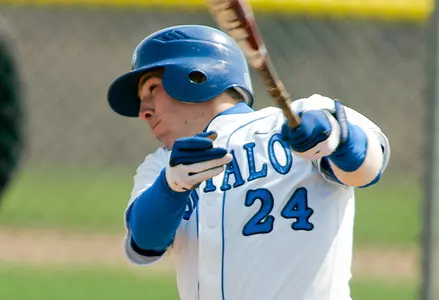 Big Inning Not Enough to Lift Bulls Over Kentucky Image