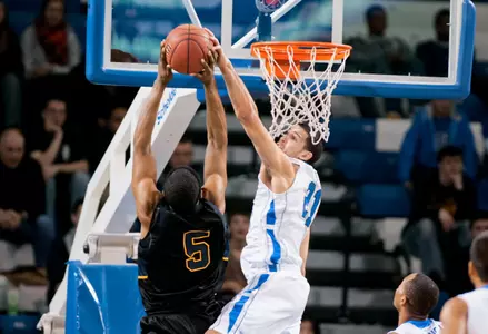 Mitchell Watt Breaks Blocks Record at Portsmouth Image