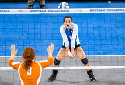 Errors Costly As Bulls Fall To Bowling Green Image