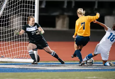 Second-Half Comeback Nets Sunday Tie Image