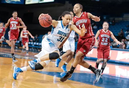 Bulls Blitz Bobcats, 73-36 Image