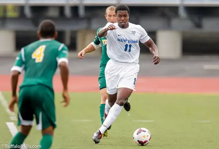 Bulls Take Down MAC Leader Hartwick Image