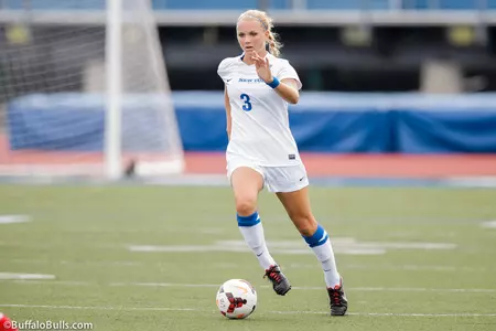 Women's Soccer Closes Out 2013 Campaign Victorious; Defeats Akron 2-1 Image