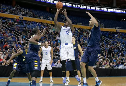 Bulls Have Four-Game Win Streak Snapped by Canisius Image