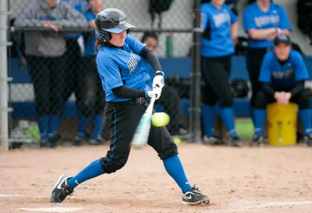 Curtiss Walk-Off Single Leads Bulls To Extra Inning Victory Over Kent State Image