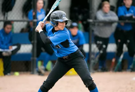 Bulls Split Doubleheader At Long Beach State Image