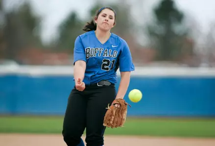 Speckman's Career Day Leads Bulls To 3-1 Victory Image