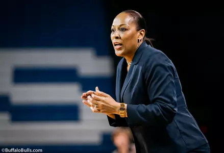 Nia Roberts Joins The Bulls For 2013-14 Image