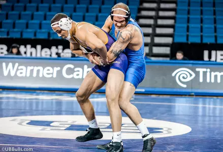 Columbia Slips Past Buffalo Wrestling, 24-9 Image