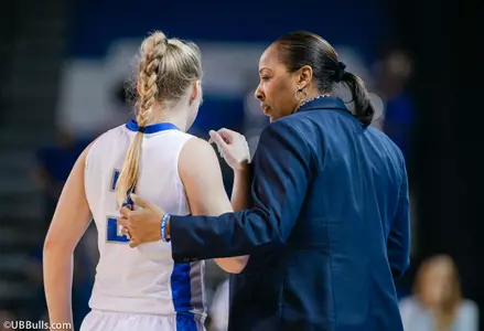 UB Women's Basketball to Host "Drop & Shop" Clinic Tuesday Image