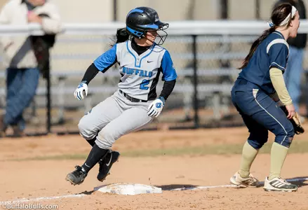 Bulls Fall Late At Stetson, 6-5 Image