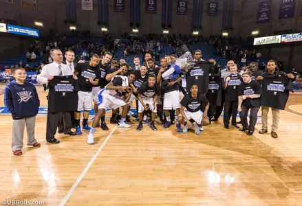 MAC EAST CHAMPIONS: Bulls Dominate BG For Senior Day Victory Image