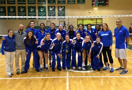 Volleyball Wins USF Invite Following Saturday Sweep Image