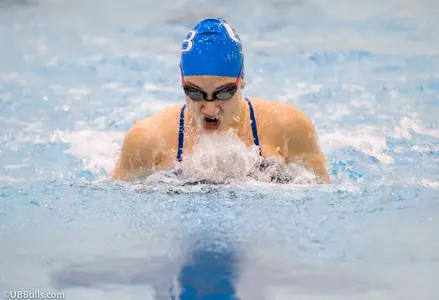 Swimming and Diving Start 2015-16 Season Strong Image