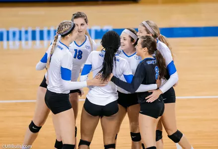 Bulls Fall At Ohio, 3-0 Image