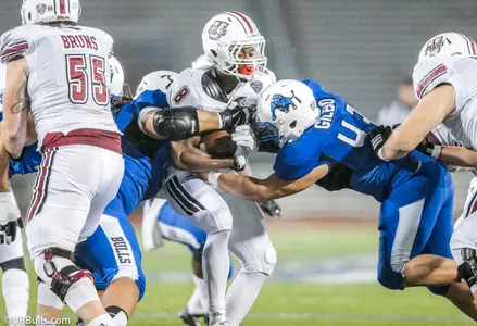 UMass Trips Up UB in Season Finale, 31-26 Image