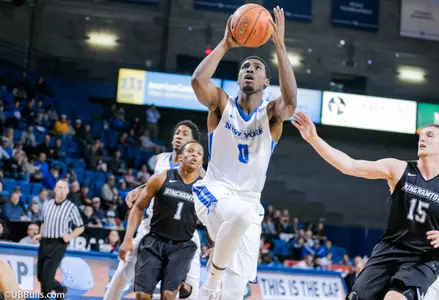 Bulls Claw Past Bearcats, 80-64 Image