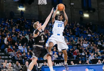Bulls Fall At Akron, 75-72 Image