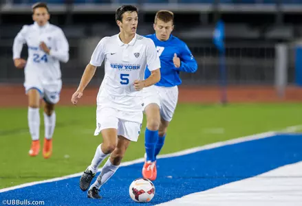 Men's Soccer Blanks Barnet FC, 2-0 Image