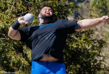 Jones Sweeps USTFCCCA Northeast Region Field Athlete of the Year Honors Image