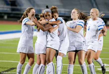 Women's Soccer Runs Past Binghamton, 3-0 Image
