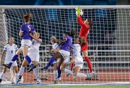 #7 West Virginia Sneaks By Women's Soccer, 1-0, In Overtime Image