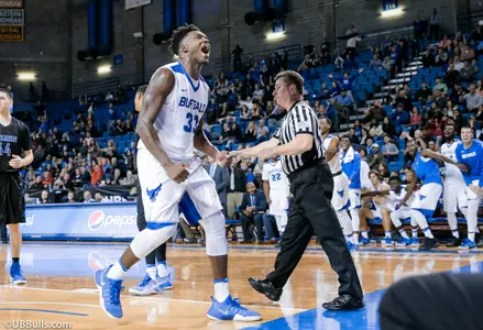 Bulls Come Back In Last-Second Thriller To Claim Third Place At Great Alaska Shootout Image