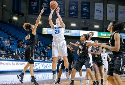 Women's Basketball Moves To 6-0 On The Year; Sneaks Past UCF On Thursday Night, 66-65 Image