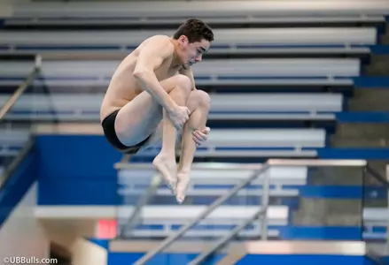 Buffalo Sits in Third After Day Two of Zippy Invite Image
