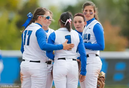 Bulls Fall To Southern Illinois Image