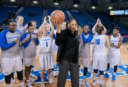 Women's Hoops Stuns First-Place Ohio, 51-43; Coach Jack Collects 200th Career Victory Image