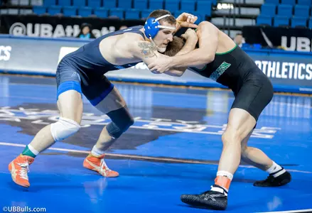 Ariola and Cotten Advance to Friday at NCAA Championships Image