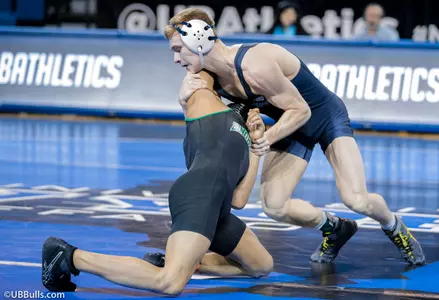 Lantry Qualifies For NCAAs, Highlights Great First Day of MAC Championships Image