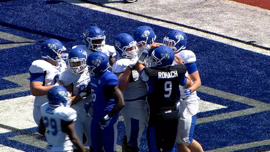 Offense Shines in Blue and White Spring Scrimmage Image