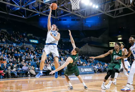 Kaminski's Last Second Bucket Downs Bulls Image
