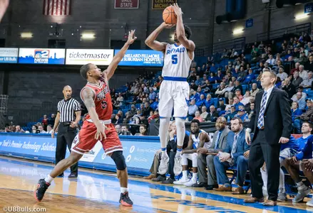 Bulls Overpower Central Michigan For 99-93 Victory Image