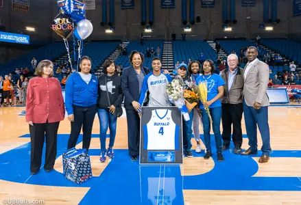 Women's Hoops Drops Heartbreaker To Bowling Green On Senior Day, 64-62 Image