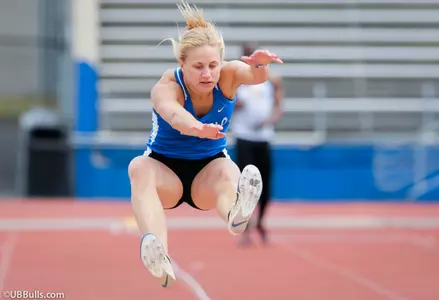 Bulls Complete Day One of Akron Invite; Siuciak Breaks School Record in Pentathlon Image